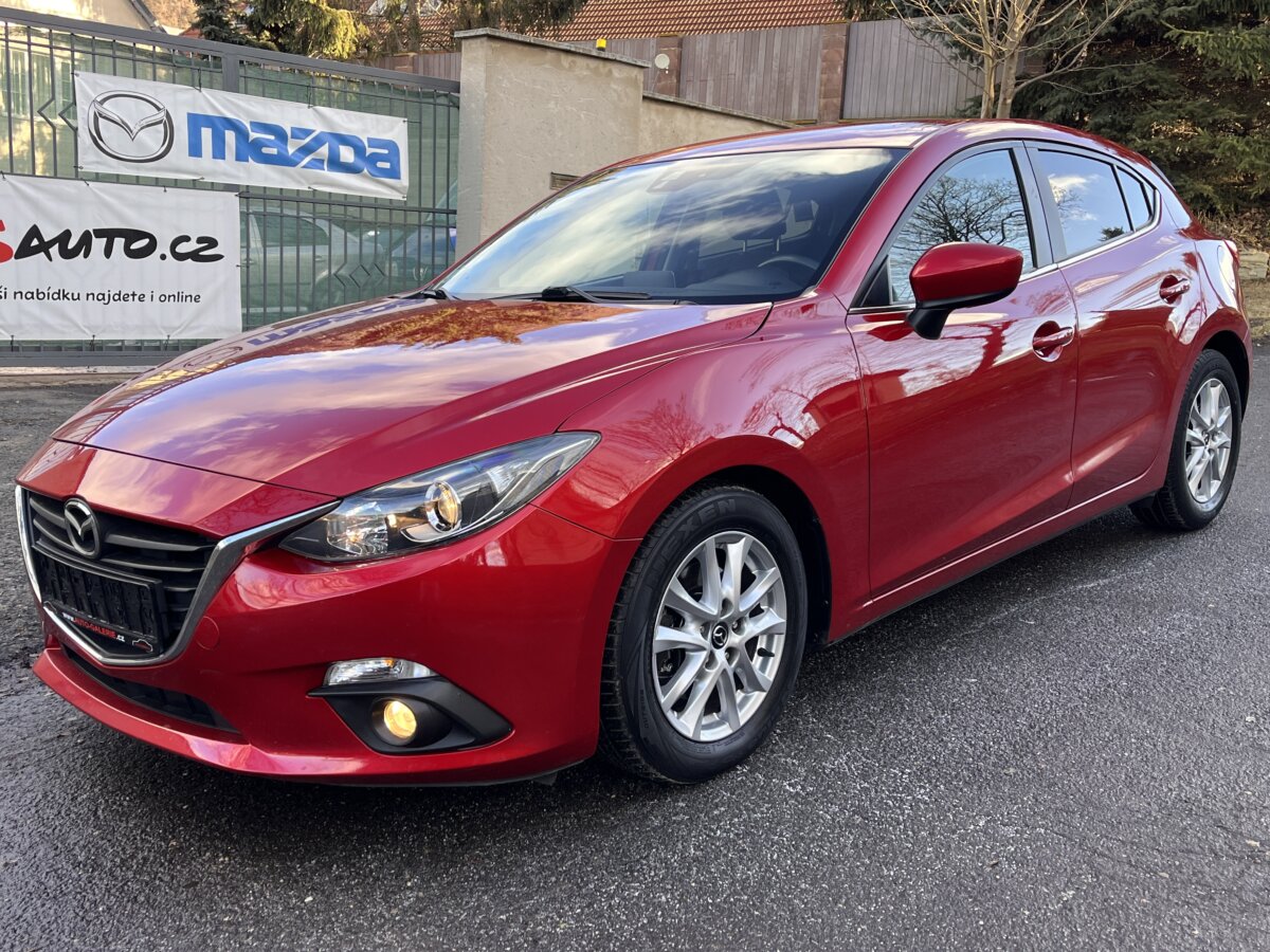 MAZDA 3 AT 2.0i 88KW,2015,1.MAJ,VÝHŘEVY,NAVI,DIGIKLIMA,RVM