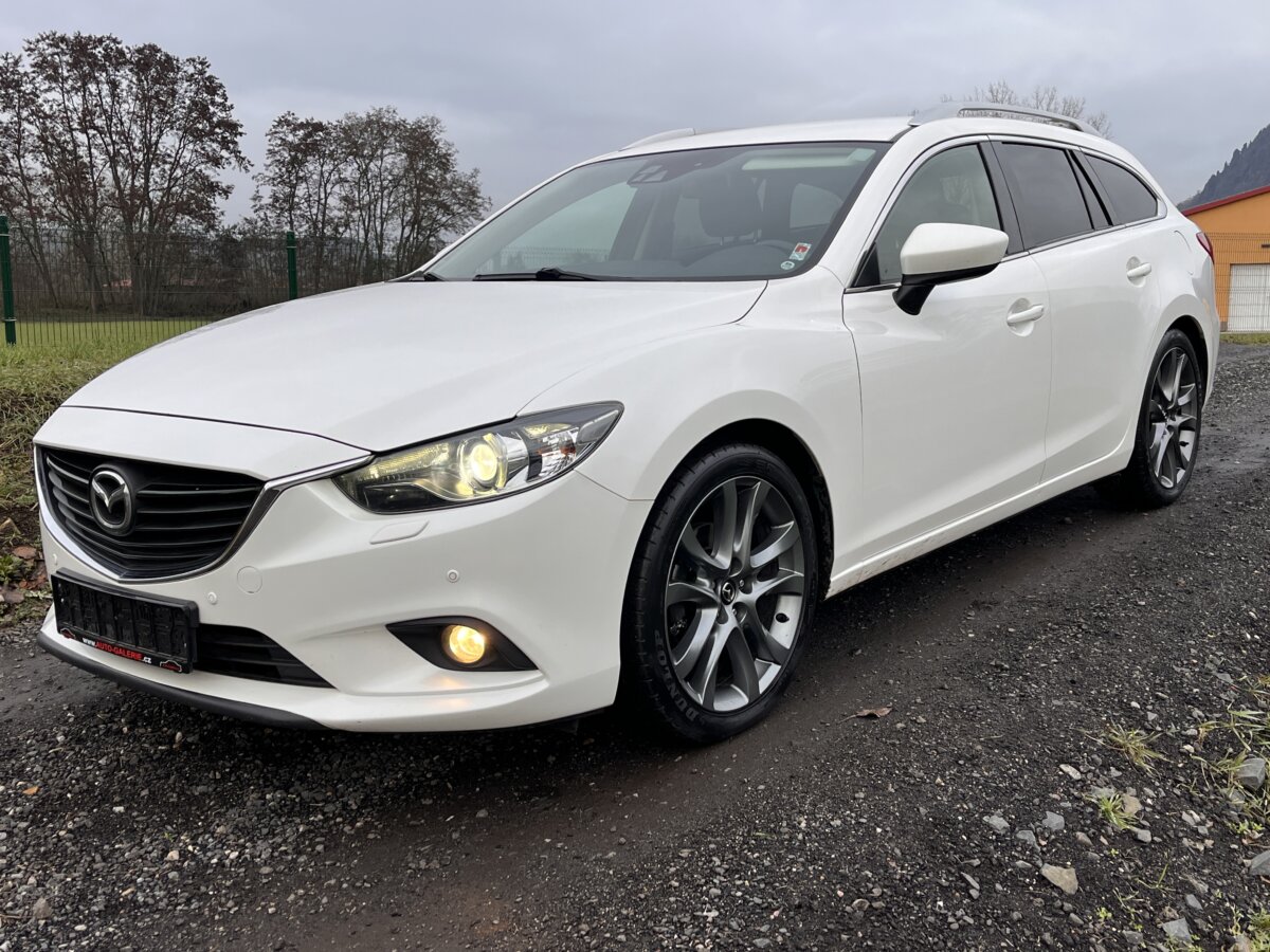 MAZDA 6 2.0i 121KW, 2014, AUTOMAT, XENONY, ALU19, VÝHŘEV, TAŽNÉ!