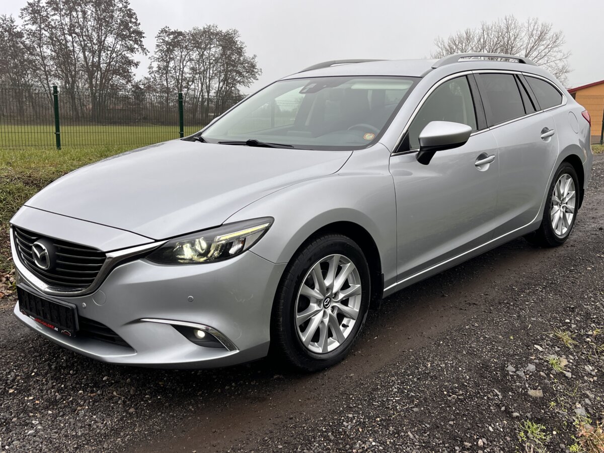 MAZDA 6 2013, 2.0i 121KW,VÝHŘEV,TAŽNÉ,NAVI,PLNÝ SERVIS,TOP