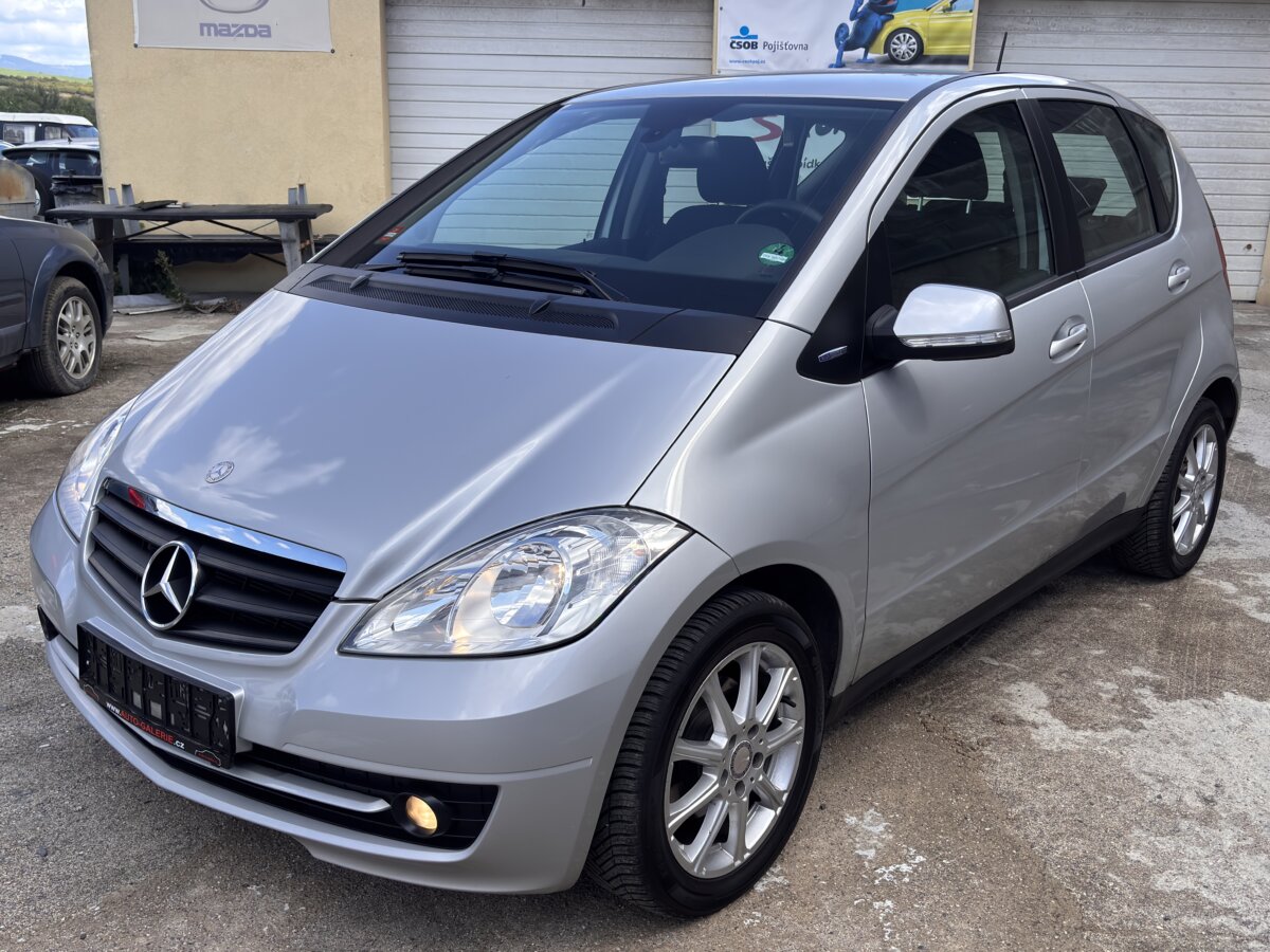 ▶️MERCEDES A160 70KW,2012,VÝHŘEVM,KLIMA,ALU16,BEZ RZI◀️