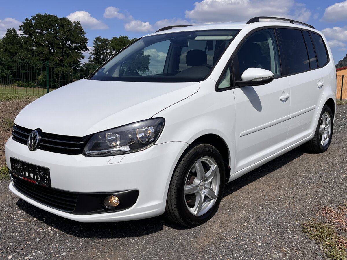 ▶️VOLKSWAGEN TOURAN 2014 DSG 2.0TDI 103KW,NAVI,VÝHŘEV,ALU◀️